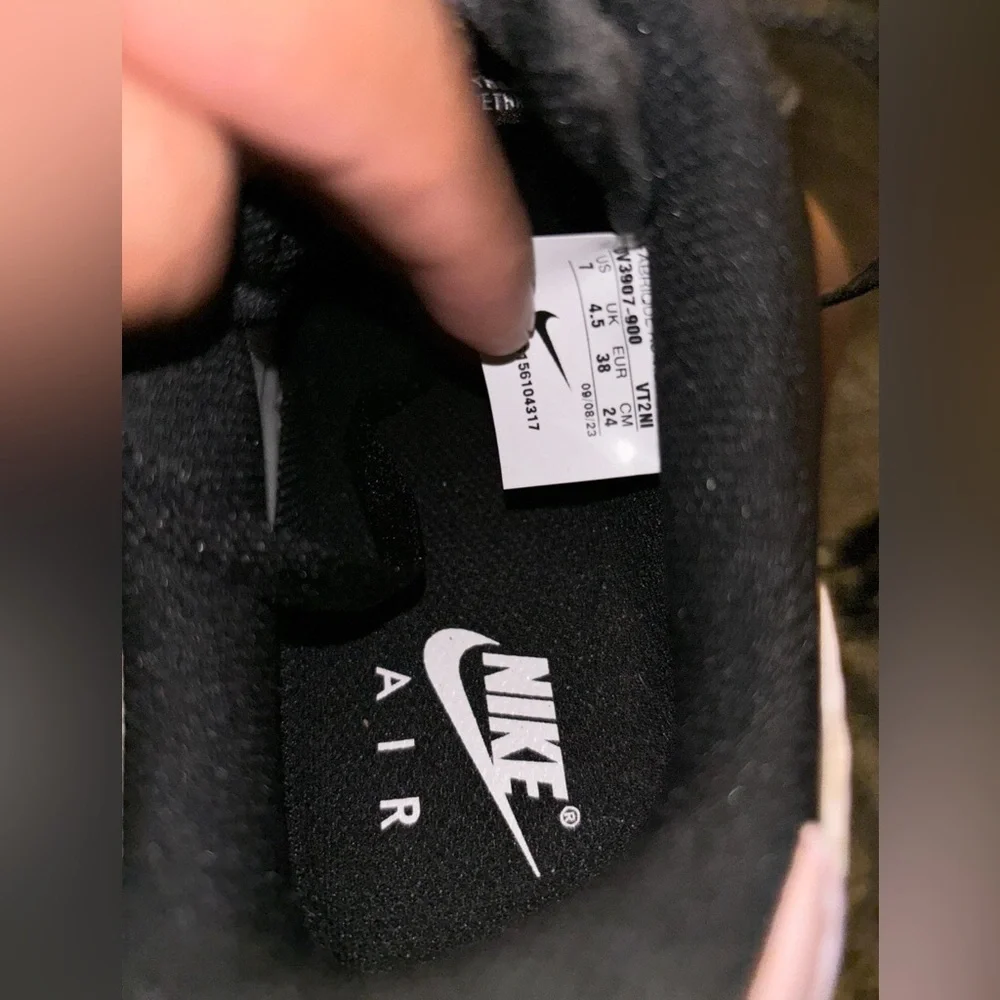 Pink Nike Shoes - Picture 5 of 5